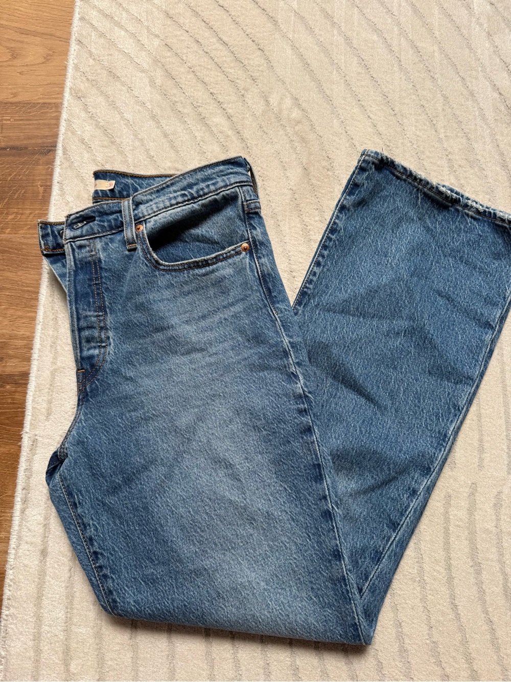 Levi's Women's Boot Cut Jeans in Medium Blue